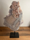 Pink Amethyst auf Stand